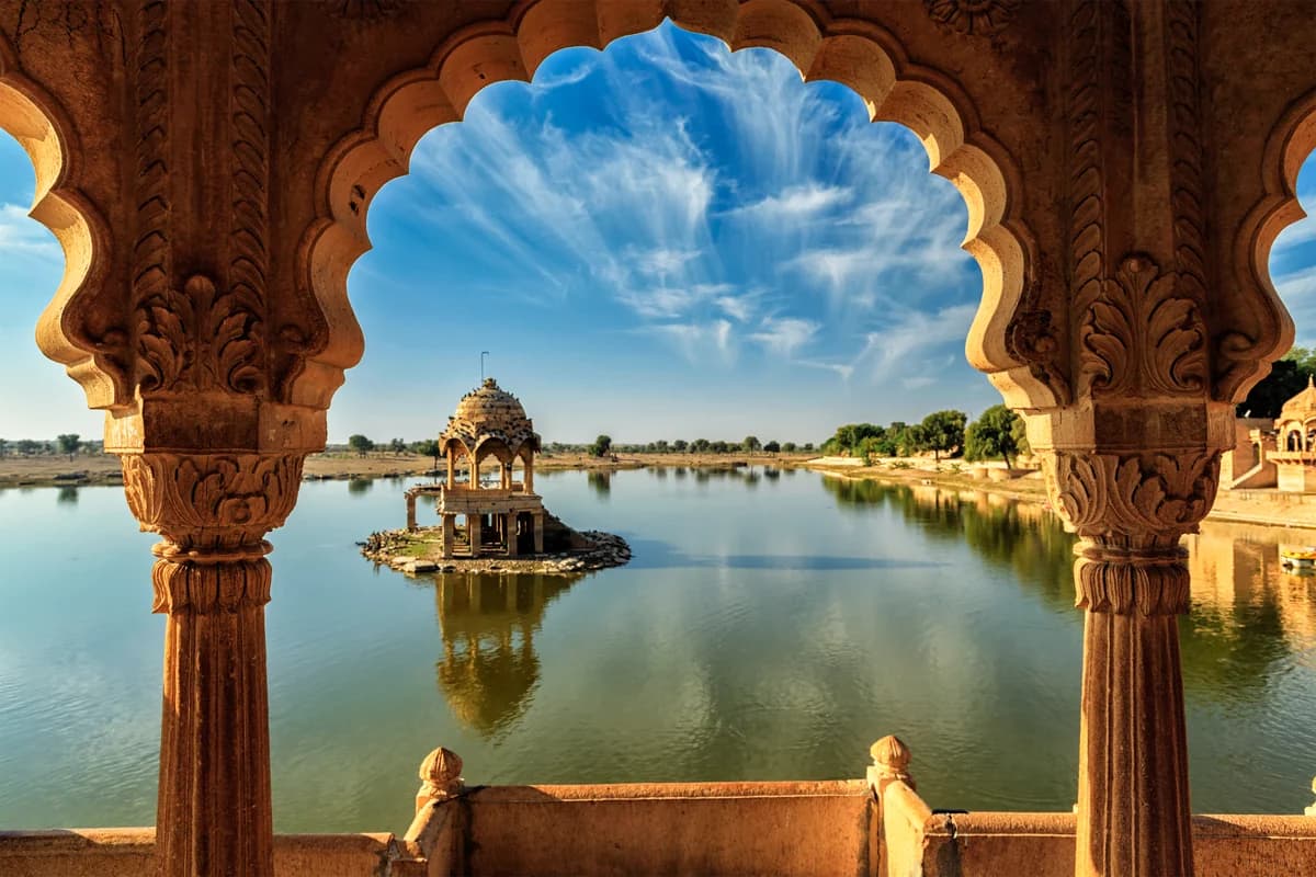 Gadisagar lake in Rajasthan — the 90-day OCI linking rule for UK holders